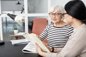 Le bilinguisme aide à prévenir Alzheimer