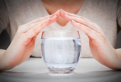 boire de l'eau pour réguler la température corporelle