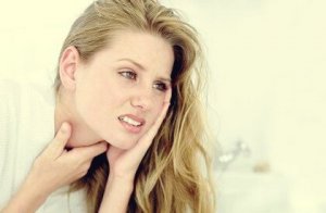 L'angoisse de la boule hystérique