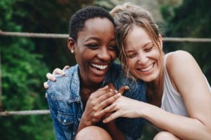 L'importance de la socialisation pour le développement du cerveau