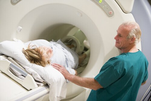 neurosciences et tomodensitométrie
