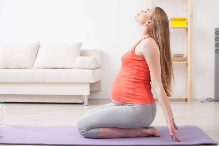 5 exercices de yoga prénatal