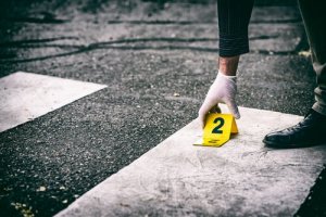 Crime organisé: raisons, opportunités et fonctions