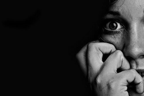 langage corporel de la peur sur le visage