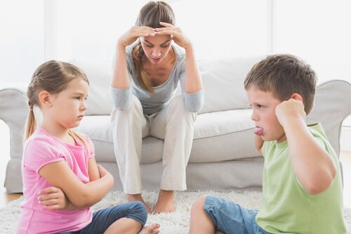 Un parent face aux problèmes de comportement des enfants