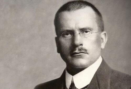 photographie de Carl Jung lorsqu'il était jeune
