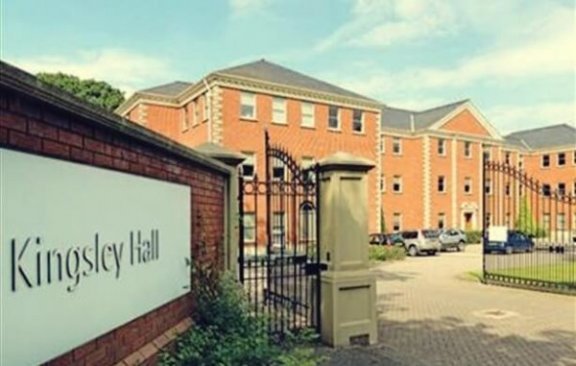 La fascinante histoire du Kingsley Hall, le temple de l’antipsychiatrie