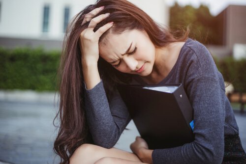 femme souffrant du trouble anxieux-dépressif mixte