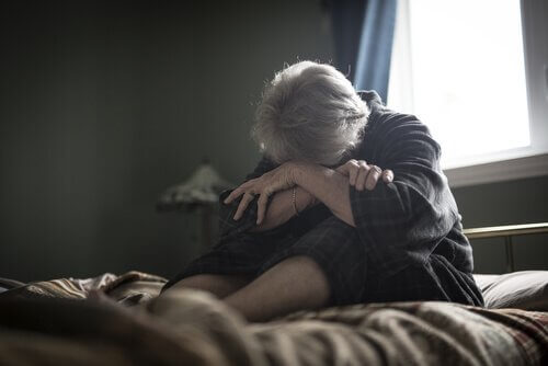 La dépression chez les personnes âgées: comment se manifeste-t-elle?