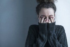 Symptômes positifs et négatifs de la schizophrénie