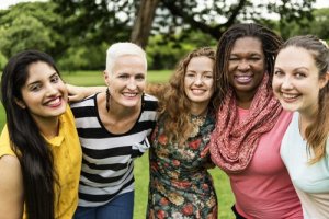 Pourquoi les femmes manifestent-elles le 8 mars?