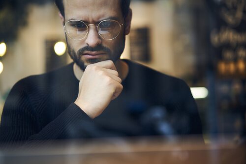 personne qui agit ou qui réagit