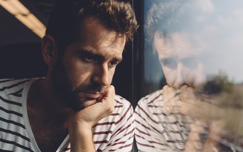 homme connaissant le vide existentiel