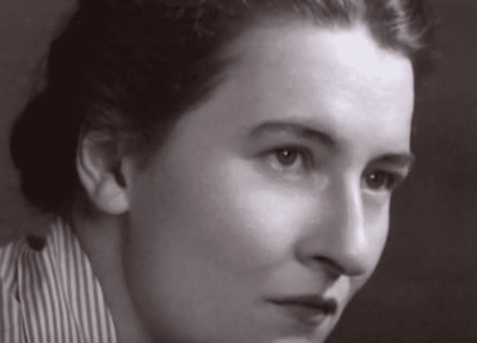 Mary Ainsworth jeune