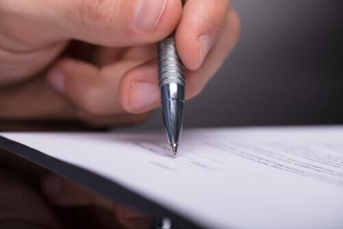 signature de rapport d'expertise psychologique
