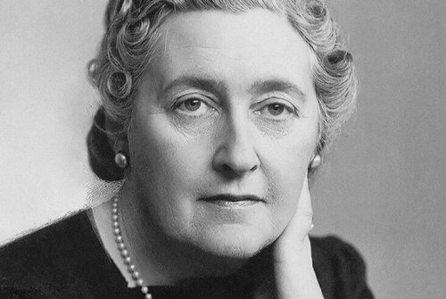 7 Celebres Phrases D Agatha Christie Nos Pensees