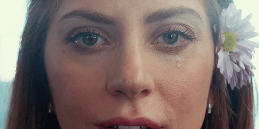 Lady Gaga dans le rôle d'Ally dans A Star Is Born