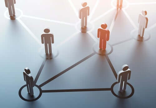 personnages reliés entre eux