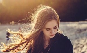 Est-ce vraiment une erreur de trop faire confiance aux autres ?