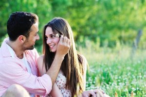 5 raisons pour lesquelles nous tombons amoureux, selon la science