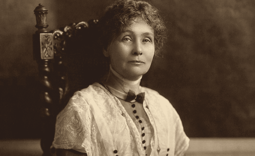 Emmeline Pankhurst : biographie d’une suffragette leader