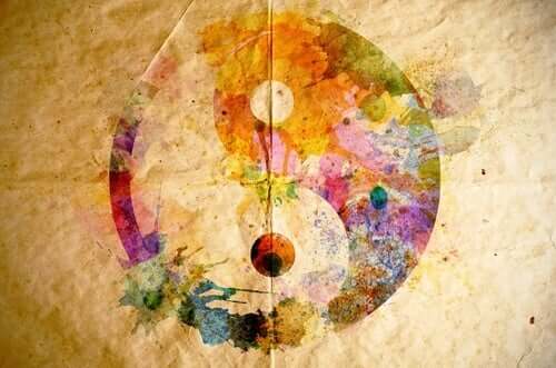 Une oeuvre d'art yin et yang