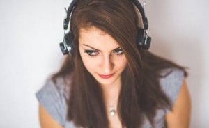 Pourquoi une chanson nous reste dans la tête?