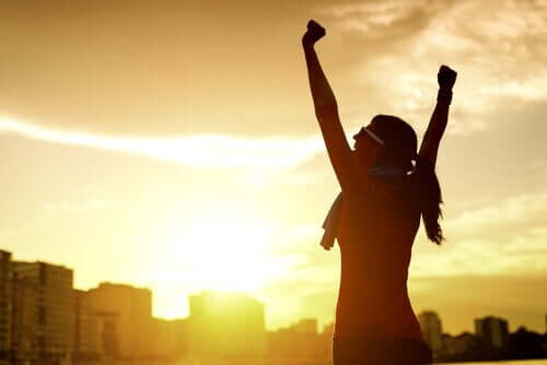 Une femme qui a de la motivation