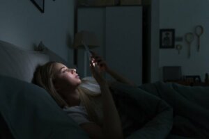 Appareils électroniques et troubles du sommeil