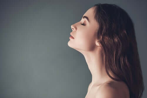 Une femme tentant d'améliorer sa vie sexuelle