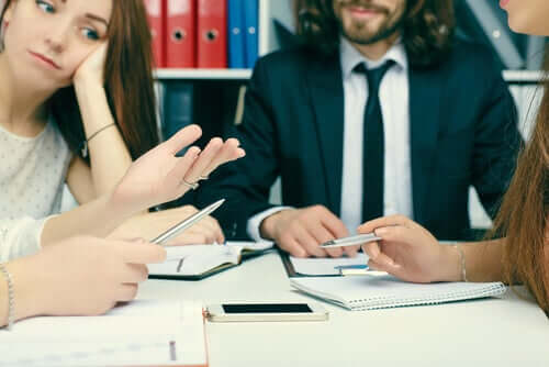 Une réunion de travail