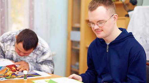 Apporter une aide aux personnes handicapées