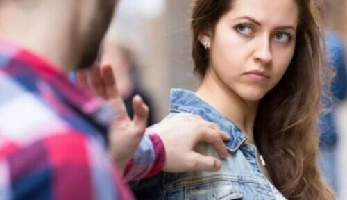 Une femme sachant protéger ses limites personnelles