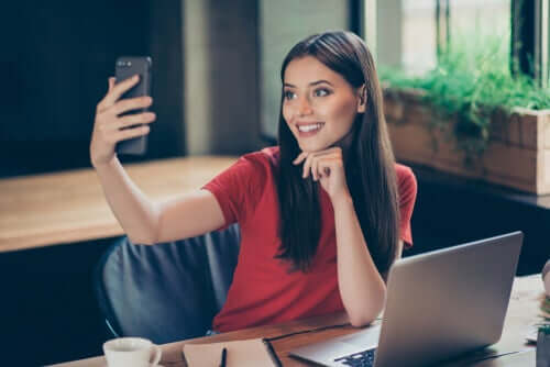 Le phénomène des influenceurs sur les réseaux sociaux
