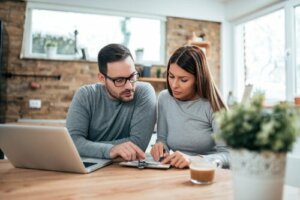 Argent et couple, une combinaison de soins