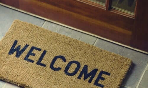 Un paillasson "Welcome"