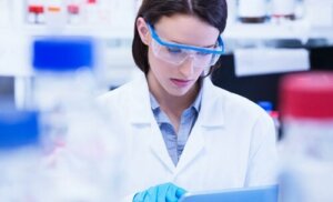 Les femmes et les filles dans les sciences pour un avenir d'égalité