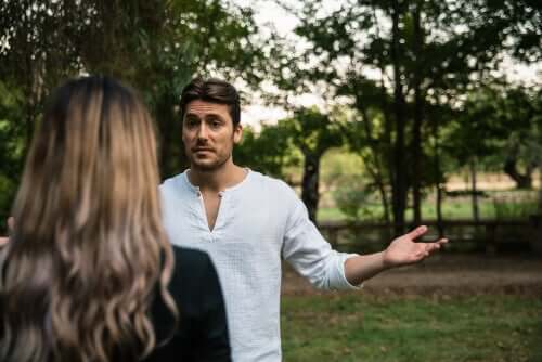 Trouver des excuses au beau milieu d'une dispute de couple