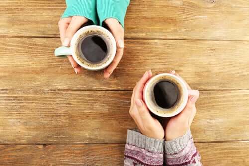 Le café fait partie des boissons stimulantes