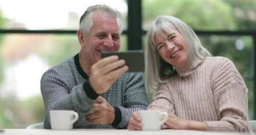 Un appel vidéo en famille