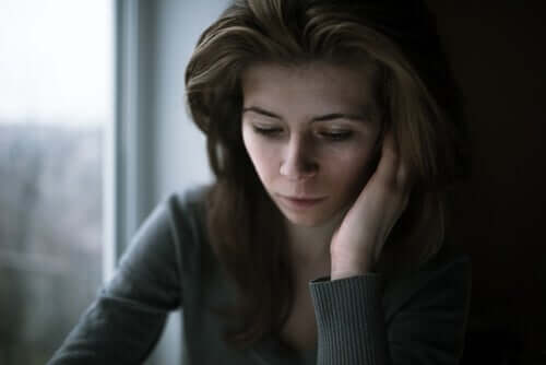 Le confinement difficile chez une femme