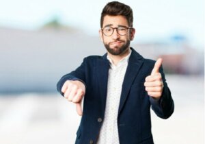 Le dilemme des messages contradictoires