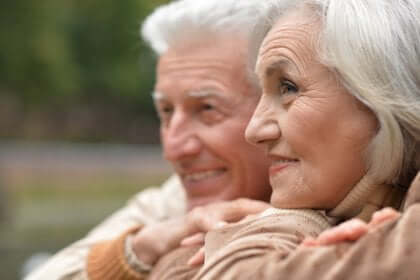 couple de personnes âgées