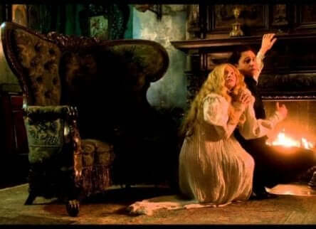 Une scène dans Crimson Peak