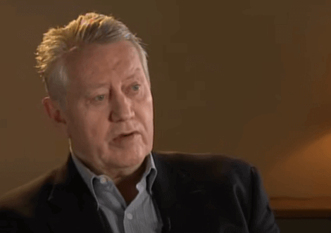 Chuck Feeney en interview.
