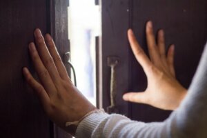 Comment ouvrir les portes lorsque le confinement est terminé : le jour d'après