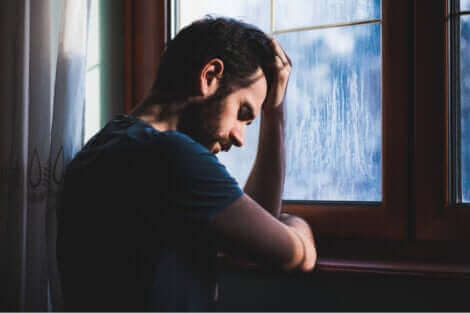 Les jours gris nous rendent tristes.
