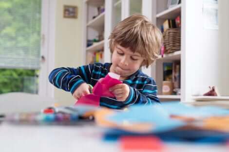 Les avantages du parent permissif.
