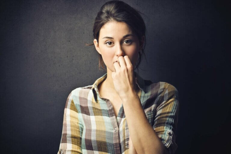 Nous pouvons dire oui par peur de décevoir.