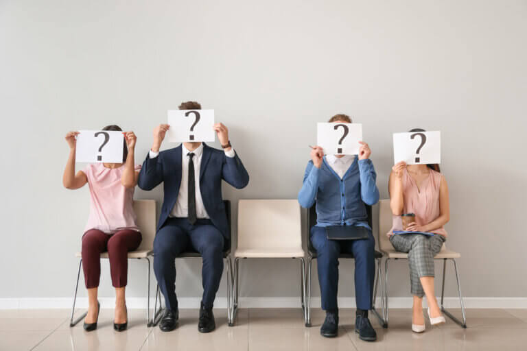 L'existence de la personnalité, un paradoxe. 